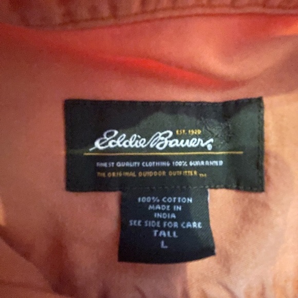 Eddie Bauer short sleeve button up - Picture 2 of 4